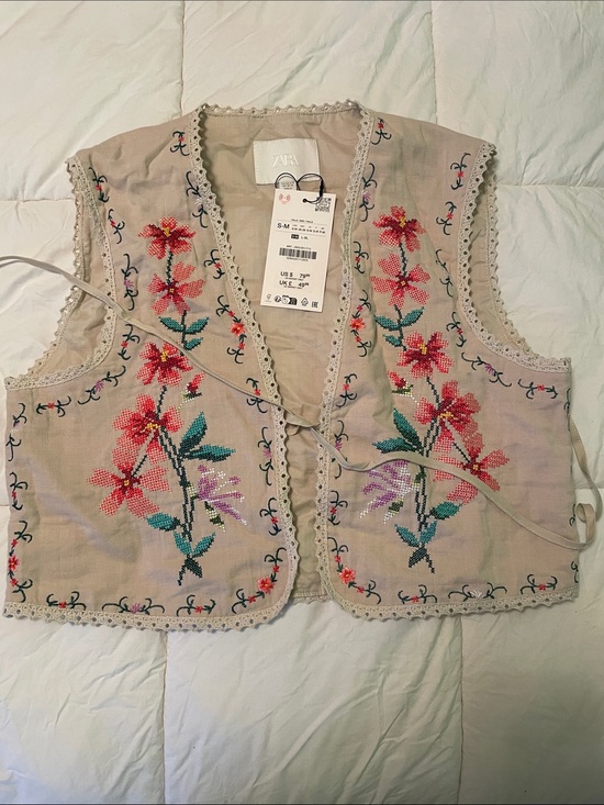 Zara Tops - ZARA Beige Embroidered Floral Tie-Front Vest with Pink & Green Accents